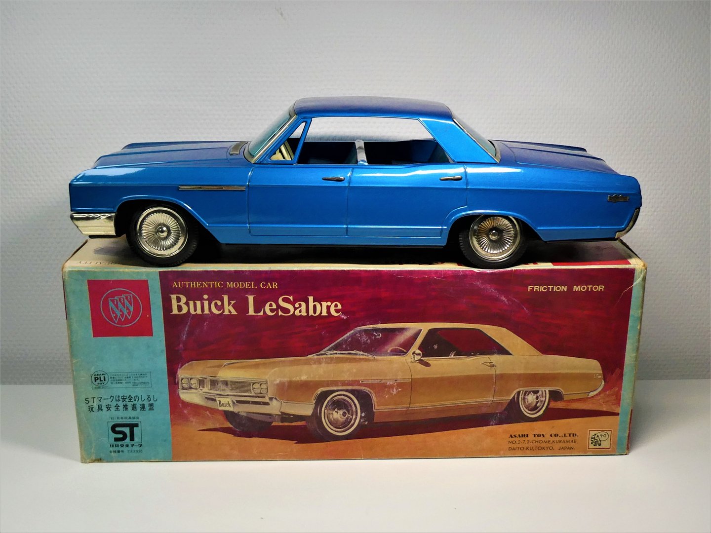 ATC / Asahi Toys (Japan) # 1966 BUICK 'LE SABRE' 4-door Hardtop .